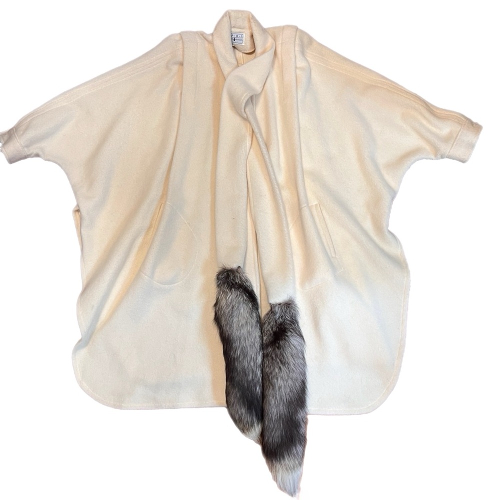 Vintage cream wool and silver fox over coat batwing cape capri by Marie Mirisola